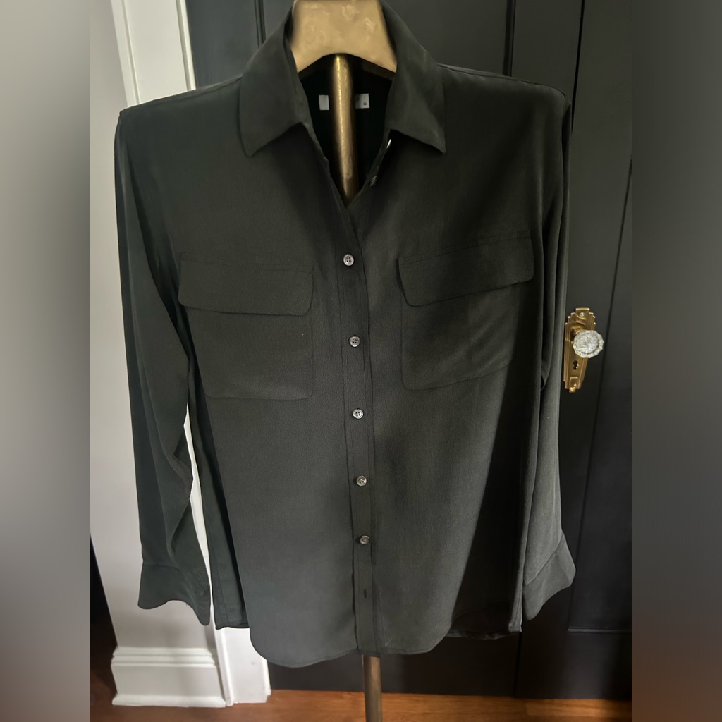 Equipment Femme Washed Black Silk Double Pocket Blouse Xs